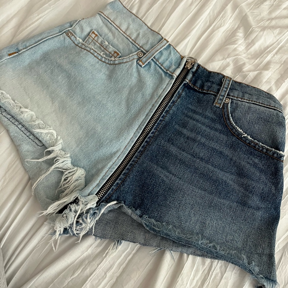 Revice denim shorts size 26